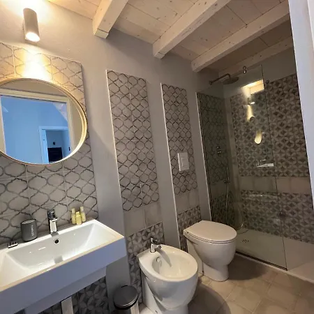 Maremma Holidays : La Vecchia Officina Appartamento Follonica